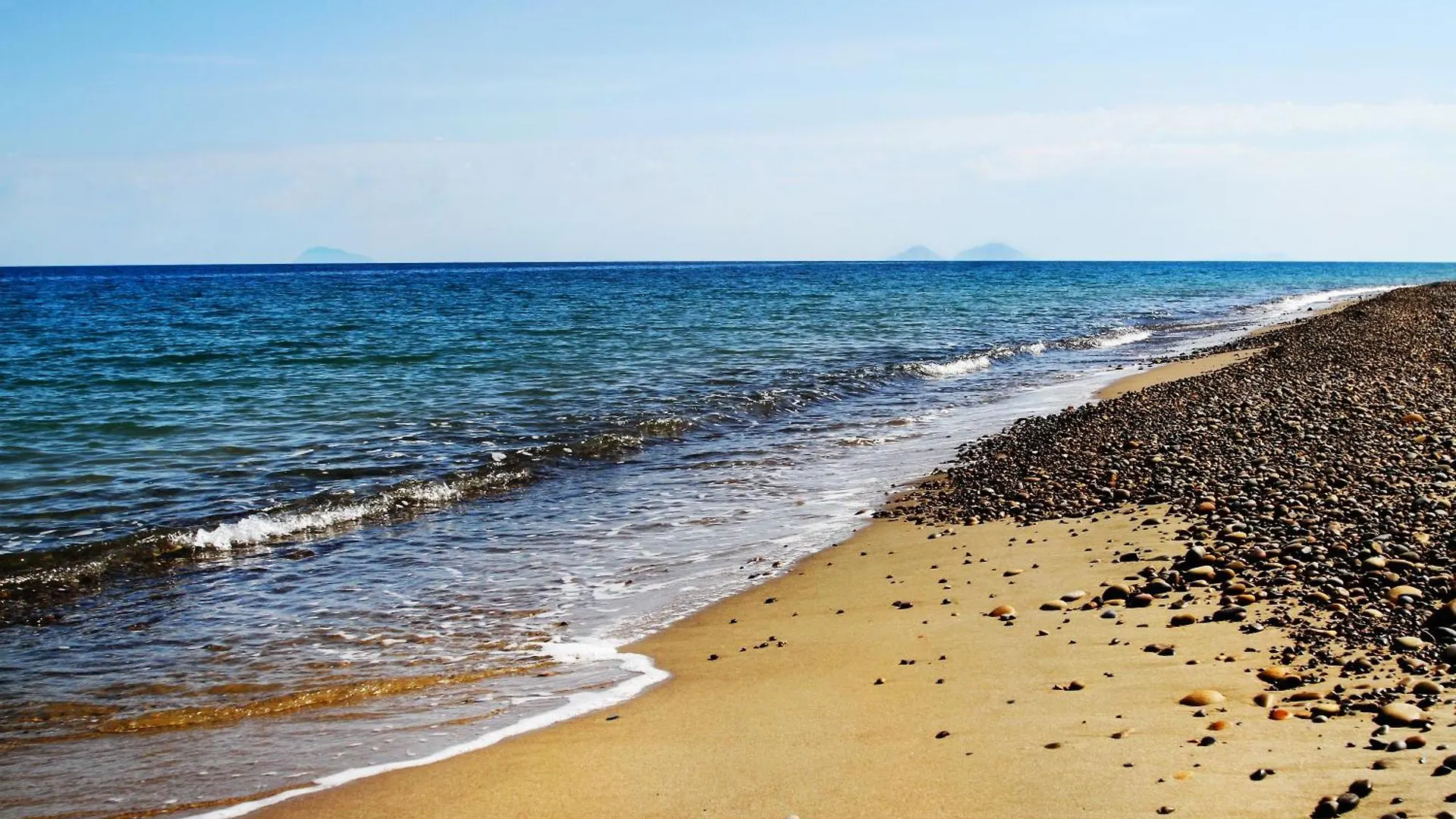 Holiday home Rifugio Sul Mare 100M Dalla Spiaggia, Nel Verde Caronia Marina